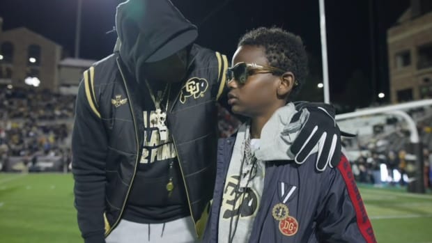 Deion Sanders meeting with Young Dolph's son, Tre Tre Thornton, at Colorado on Oct. 13
